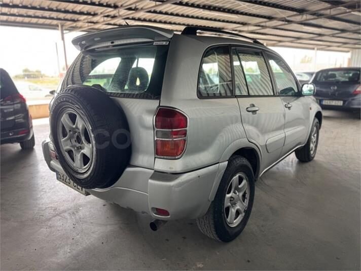 TOYOTA Rav4 2.0 D4D Sol 4X4