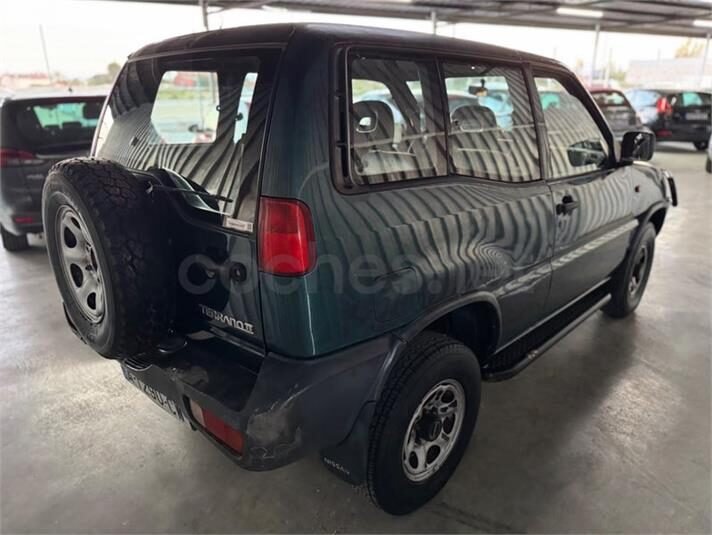 NISSAN Terrano II 2.7 TD SE